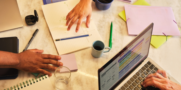 Saiba como validar uma ideia de negócio antes de investir dinheiro