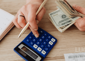 Como organizar sua vida financeira: Guia completo para assumir o Controle do seu Dinheiro