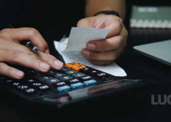 Como controlar seus gastos de forma simples e finalmente assumir o controle do seu dinheiro